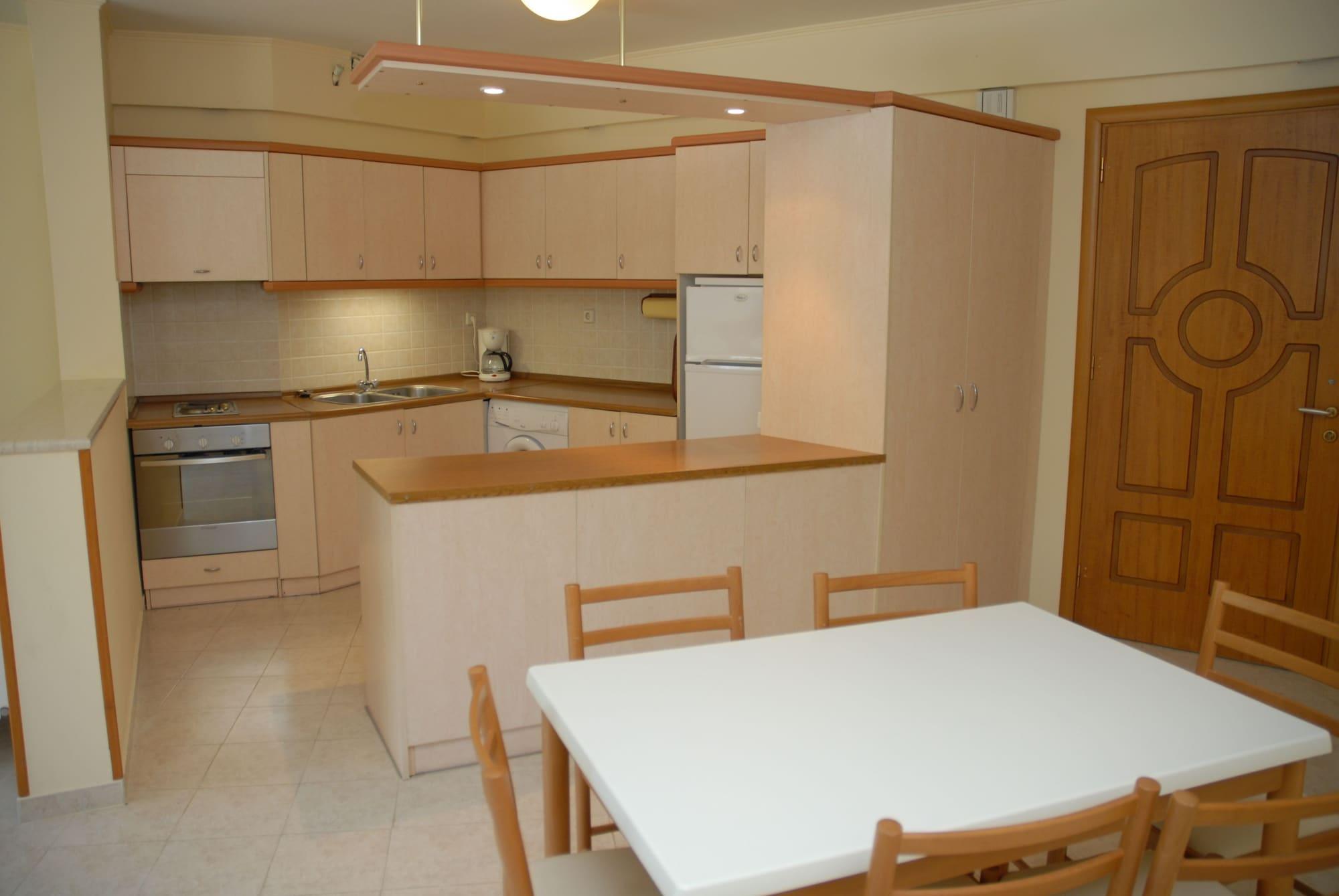 Niki Hotel Apartments Ялисос Екстериор снимка