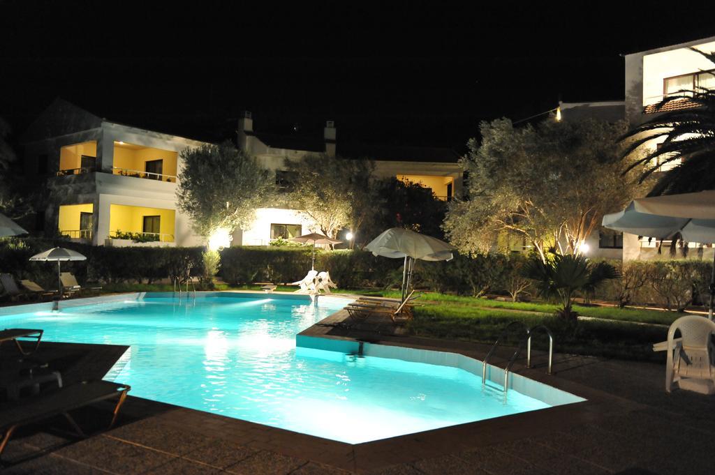 Niki Hotel Apartments Ялисос Екстериор снимка